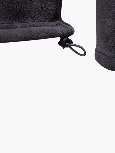Casaco de lã encorpado com estética clássica e refinada. Perfeito para quem busca elegância com conforto.