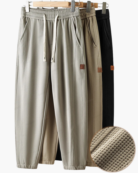 Calça masculina waffle cinza estilo Old Money para outono e inverno.