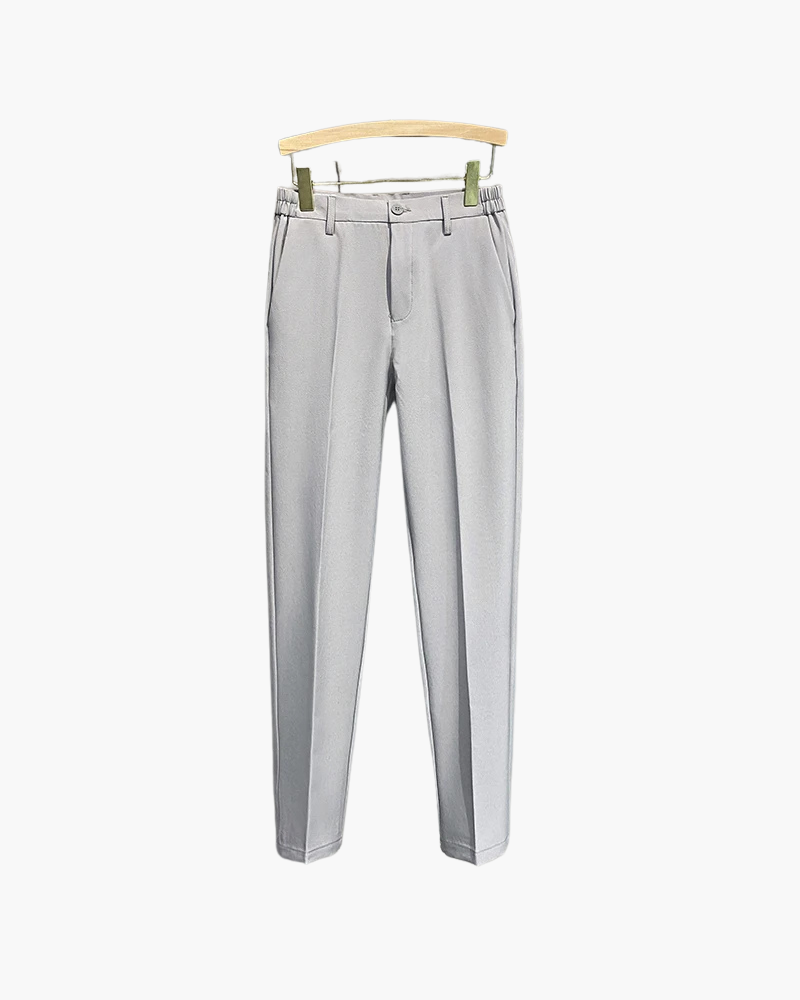 Calça slim fit masculina preta estilo Old Money, elegante para primavera e verão.