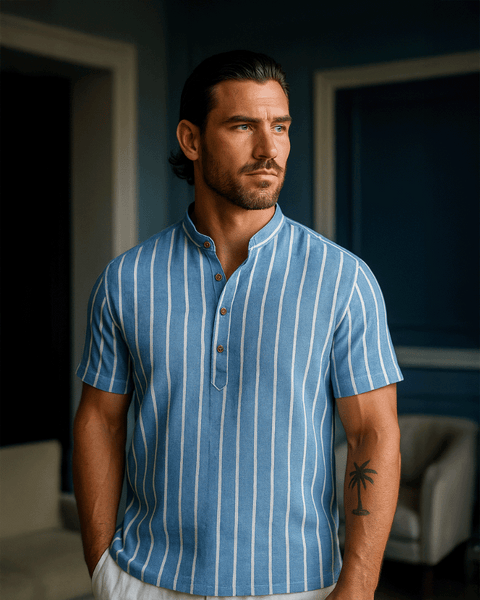 Camisa azul de algodão orgânico para homens, com listras verticais elegantes e corte refinado