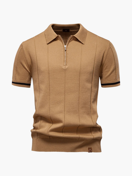 Estilo casual refinado com toque de alfaiataria minimalista em uma polo masculina premium.