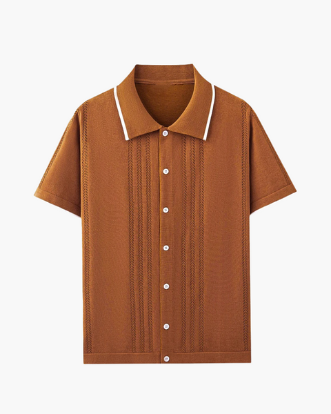 Malha masculina leve, ideal para ocasiões casuais sofisticadas.