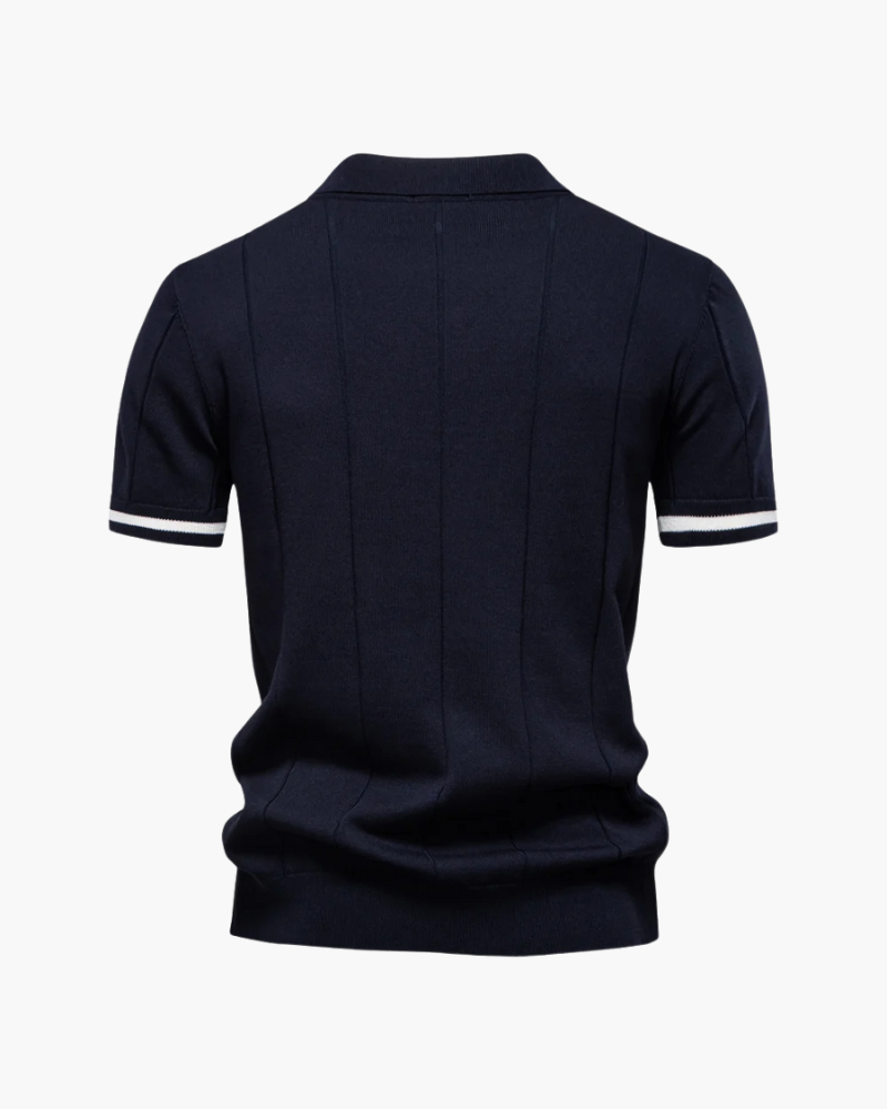 Modelo ideal para composições elegantes e discretas no estilo old money, com zíper e acabamento refinado.