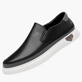 Mocassim casual de luxo para homens que prezam elegância silenciosa.